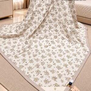 La Casa Comforter — Beige